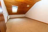 Büro - Familienfreundliches Reihenmittelhaus mit ausgebautem Dachgeschoss und großem Platzangebot