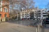 Pelikanplatz - 2-Zimmer-Eigentumswohnung mit Terrasse, Tiefgaragenstellplatz und Aufzug Pelikanviertel