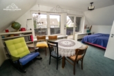 Kinderzimmer - -RESERVIERT- Einfamilienhaus mit Kamin, Bar und Doppelgarage in traumhafter Feldrandlage von Garbsen