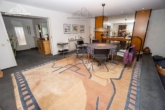 Essbereich - -RESERVIERT- Einfamilienhaus mit Kamin, Bar und Doppelgarage in traumhafter Feldrandlage von Garbsen