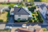 Luftaufnahme - Hochwertiges Einfamilienhaus mit Sauna, Kamin & moderner Ausstattung in Seelze