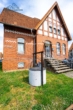 Eingang Haupthaus - Zweifamilienhaus in Garbsen-Berenbostel – vermietetes Anlageobjekt mit Potenzial