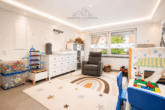 Kinderzimmer EG - Flexibles Zweifamilienhaus in Garbsen – In zentraler, familienfreundlicher Lage