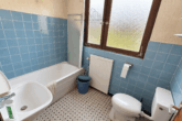 Badezimmer - Einfamilienhaus mit Potenzial, Vollkeller und Garten in Wedemark-Resse