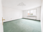 Schlafzimmer - Geräumige 3-Zimmer-Wohnung in zentraler Lage in Berenbostel