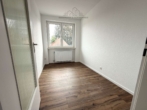 Kinderzimmer - Sanierte 4-Zimmer-Wohnung mit Balkon in Langenhagen