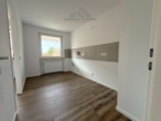 Küche - Sanierte 4-Zimmer-Wohnung mit Balkon in Langenhagen
