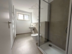 Badezimmer - Sanierte 4-Zimmer-Wohnung mit Balkon in Langenhagen