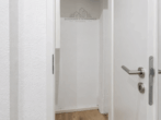 Abstellkammer - Modernisierte 4-Zimmer-Wohnung mit großem Balkon und Blick ins Grüne in Herrenhausen
