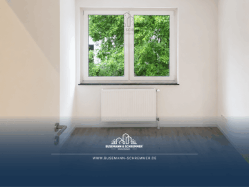 Modernisierte 4-Zimmer-Wohnung mit großem Balkon und Blick ins Grüne in Herrenhausen, 30419 Hannover, Etagenwohnung