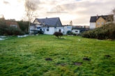 Garten - Mischimmobilie mit Zweifamilienhaus und vermieteter Werkstatt-/Lagerhalle auf 3.885 m² in Garbsen