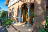 Haustür - Resthof auf ca. 7.600 m² Grundstück in Adelheidsdorf mit viel Potenzial