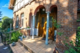Haustür - Großes Grundstück mit Restbestand in Adelheidsdorf – viel Potenzial für Ihren Neubau