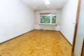 Kinderzimmer - 3-Zimmer-Wohnung mit Balkon, Garage und guter Raumaufteilung in Alt-Garbsen