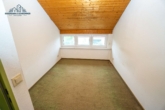 Kind 2 - Wohnen auf versetzten Ebenen – Reihenendhaus in Barsinghausen