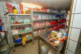 Gewürzlager - Vielseitige Schlachterei mit großer Wohnung, modernem Betriebsgelände und Entwicklungspotenzial