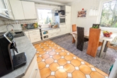 Küche OG - Wohnhaus mit Gewerberäumen auf großem Grundstück mit viel Platz und Möglichkeiten