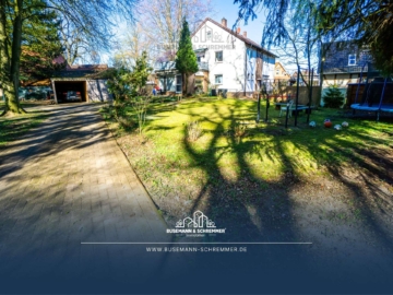 Raum für Ideen – Wohnhaus mit Gewerbeteil auf großem Grundstück mit idealer Parksituation, 31632 Husum, Haus