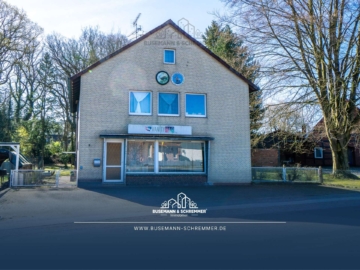 Wohnhaus mit Gewerberäumen auf großem Grundstück mit viel Platz und Möglichkeiten, 31632 Husum, Haus