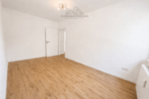 Schlafzimmer - Moderne 3-Zimmer-Wohnung mit Balkon und Schallschutzfenstern in Herrenhausen
