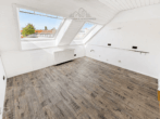 Küche - Großzügige 3-Zimmer-Dachgeschosswohnung mit sonniger Dachterrasse & zwei Bädern