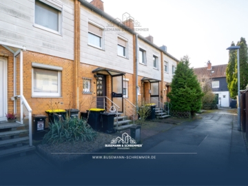 Reihenmittelhaus mit Terrasse und Garten in Garbsen, 30823 Garbsen, Reihenmittelhaus