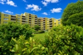 Außenansicht - Wohnen mit Ausblick – 3-Zimmer-Wohnung mit Aufzug, Garage & besonderer Privatsphäre in Seelze