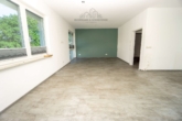 Wohn-/Essbereich - Exklusive Penthouse Wohnung mit riesiger Dachterrasse, 2 TG-Stellplätzen & moderner Energietechnik