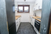 Küche - Großzügige 4-Zimmer-Wohnung mit Hobbyraum & Tiefgaragenstellplatz in Garbsen