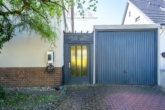 Garage - Modernisiertes Einfamilienhaus mit Pool, PV-Anlage & Ausbaupotenzial in Garbsen-Havelse